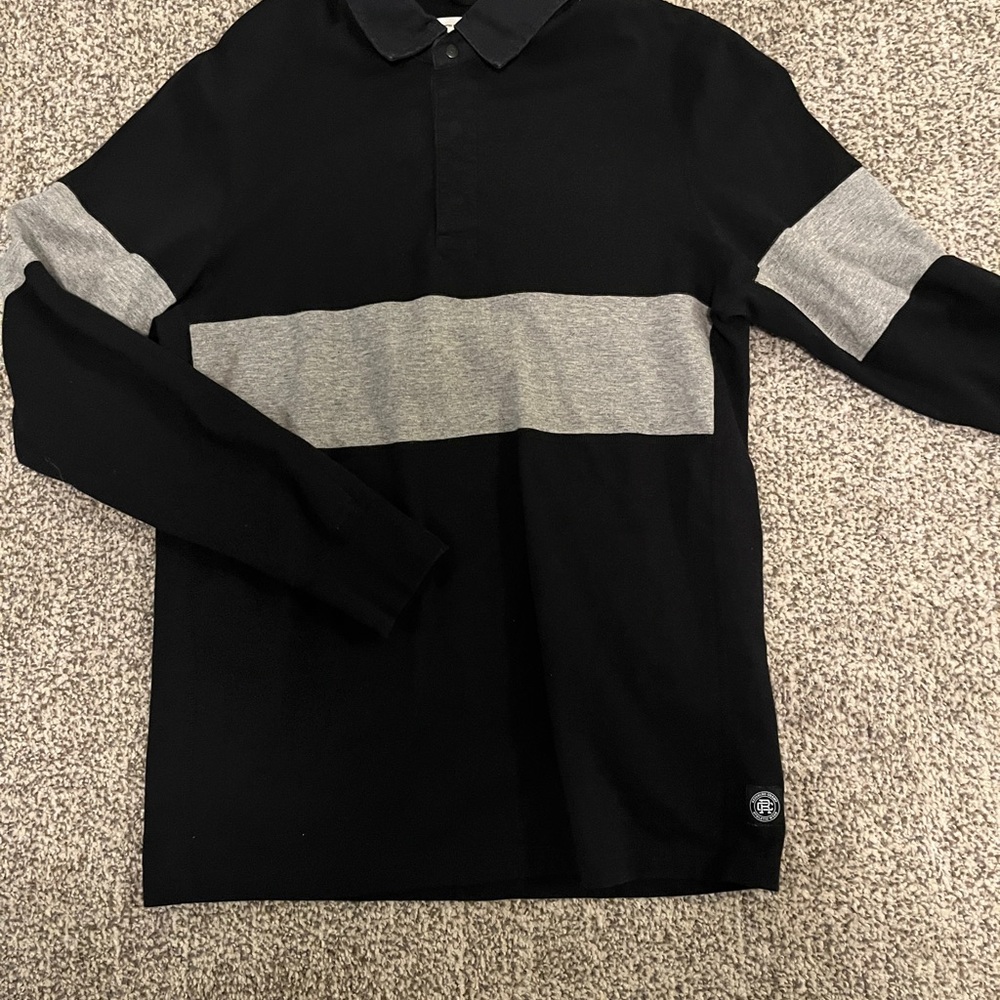Rare Made in Canada Reigning Champ Black and Gray Ruby Shirt